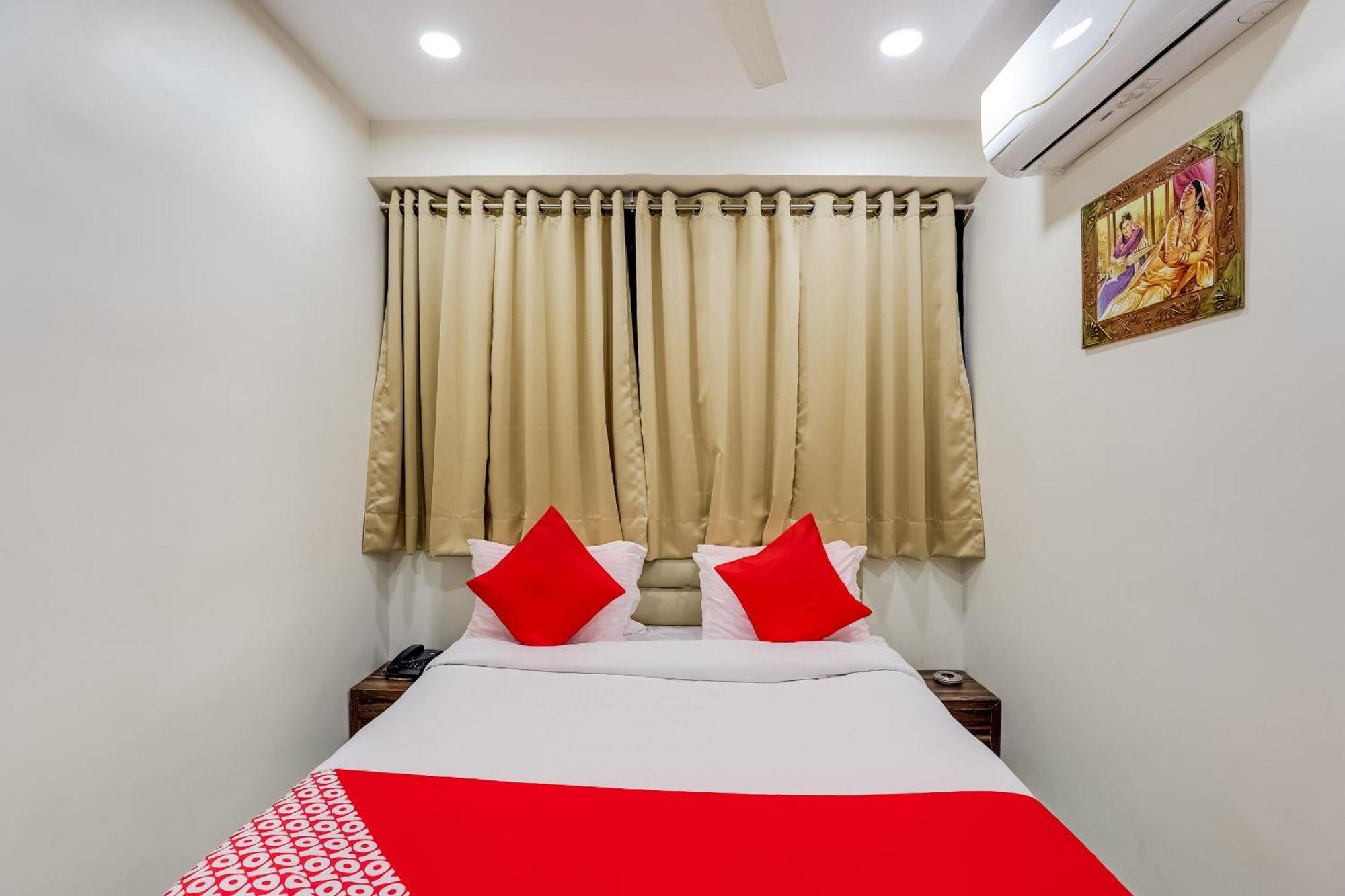 Collection O Hotel Alice Ahmedabad Luaran gambar